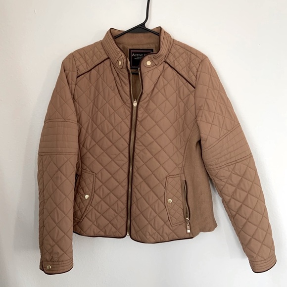 Active USA Jackets & Blazers - Quilted Jacket